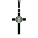 COLLAR CON CRUZ METALICA GRANDE DE SAN BENITO - RESINA NEGRA Y CORDON
