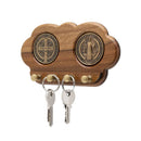 PORTA LLAVES DE MADERA CON MEDALLA DE SAN BENITO